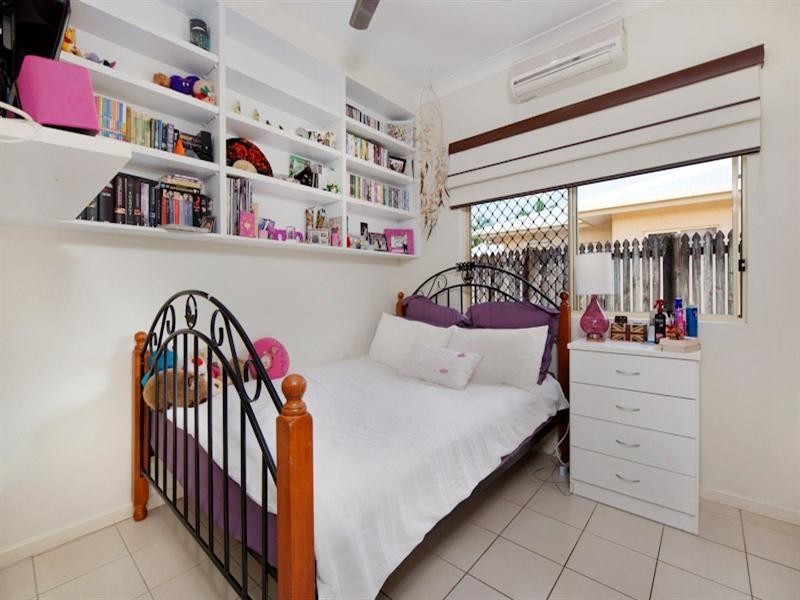 4 Wiseman Road E, Edmonton QLD 4869