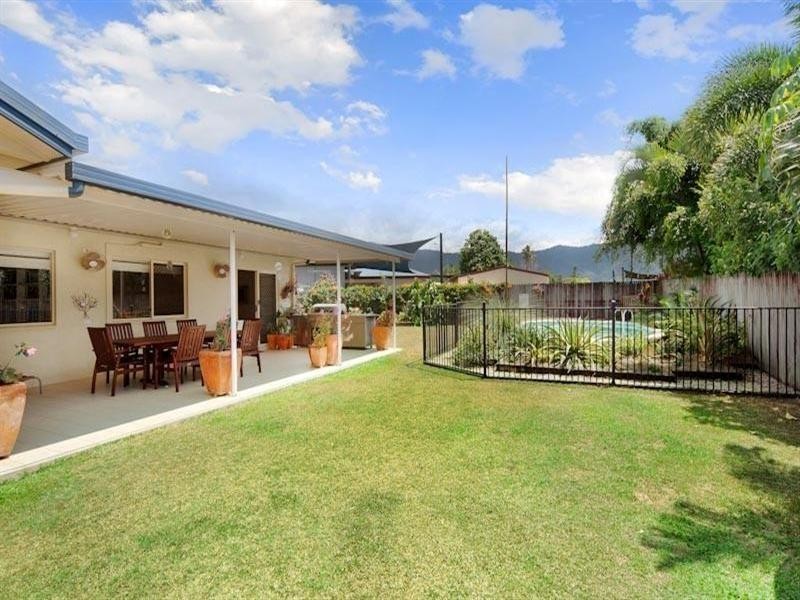 4 Wiseman Road E, Edmonton QLD 4869