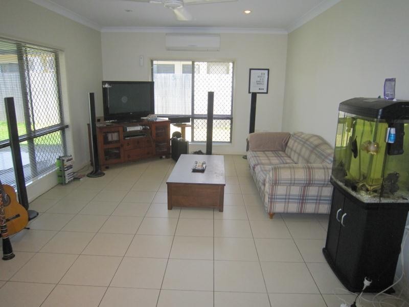 Bentley Park QLD 4869