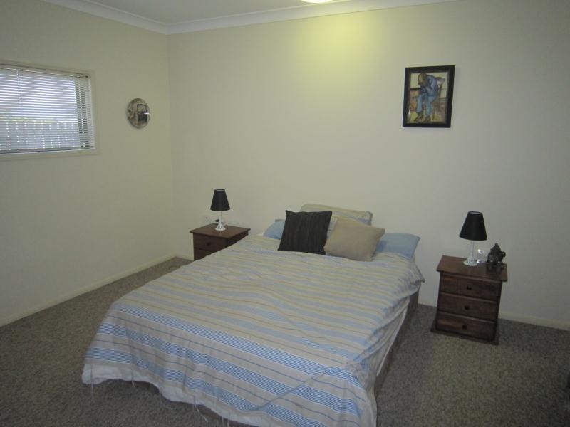 Bentley Park QLD 4869