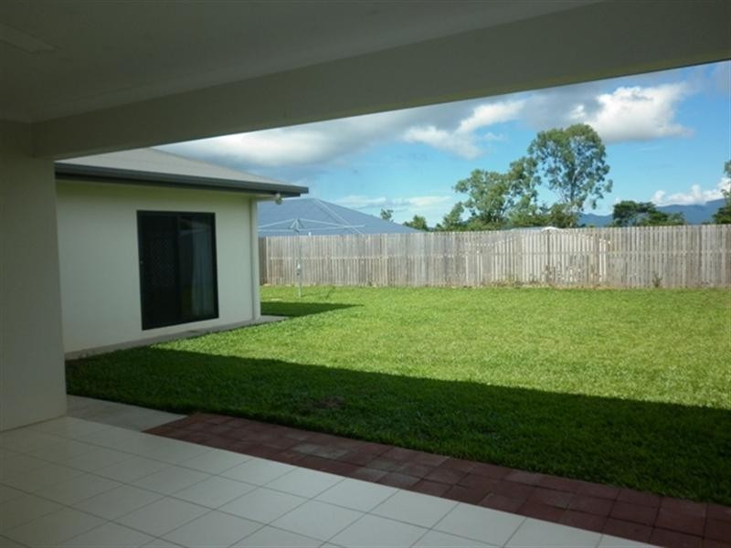 Bentley Park QLD 4869