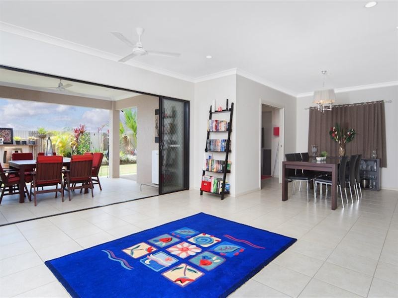 Bentley Park QLD 4869