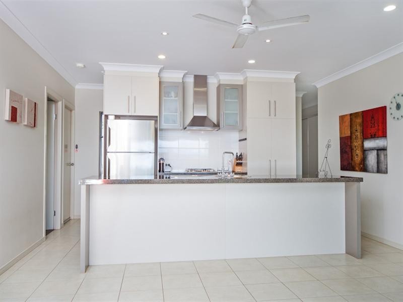 Bentley Park QLD 4869