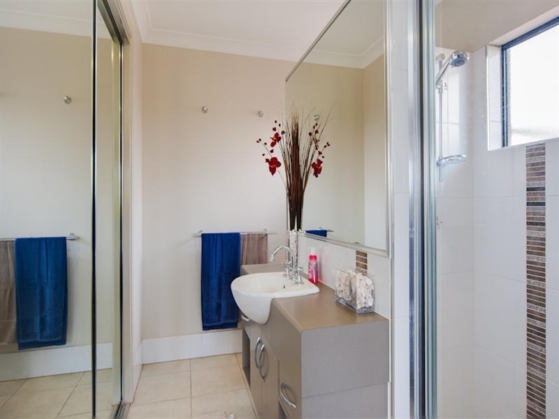 Bentley Park QLD 4869