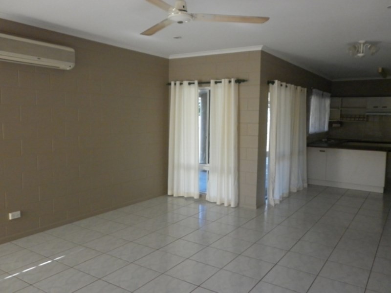 Bentley Park QLD 4869