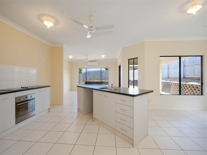 15 Conway Close, Bentley Park QLD 4869