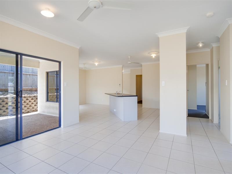 15 Conway Close, Bentley Park QLD 4869