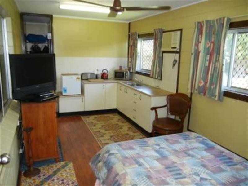 18 Cleland Street, Gordonvale QLD 4865
