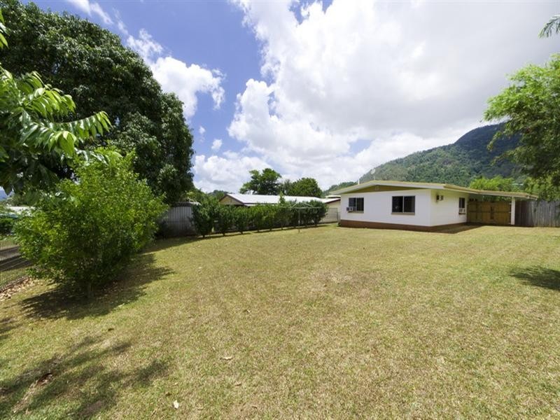 24 Scenic Street, Bayview Heights QLD 4868