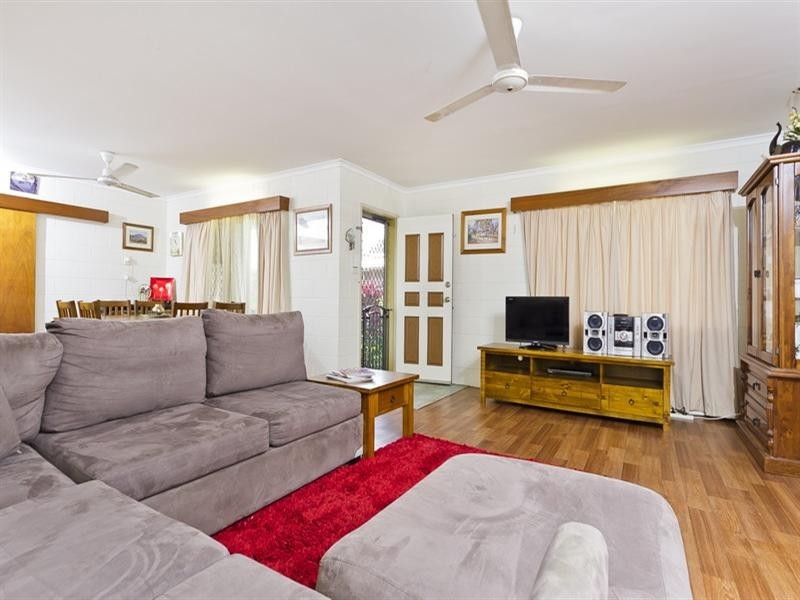 24 Scenic Street, Bayview Heights QLD 4868