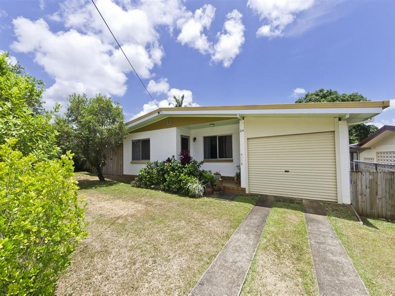 24 Scenic Street, Bayview Heights QLD 4868