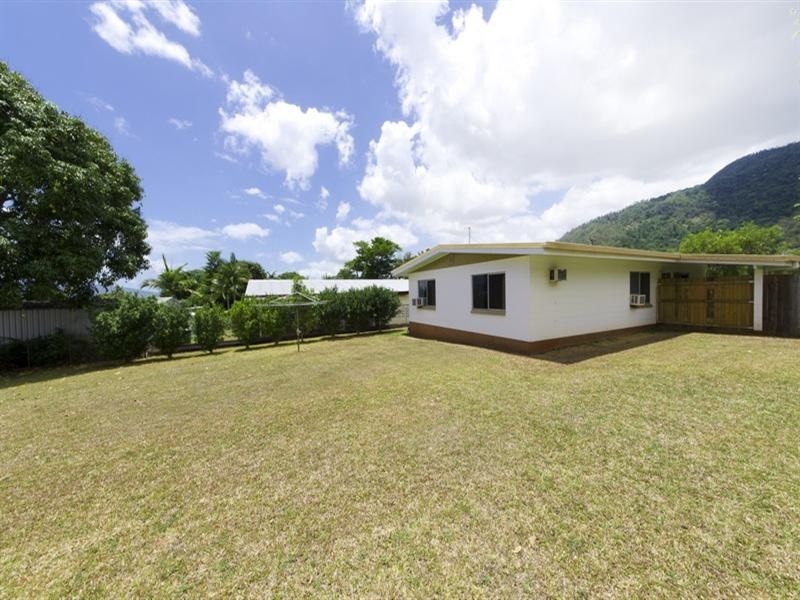 24 Scenic Street, Bayview Heights QLD 4868