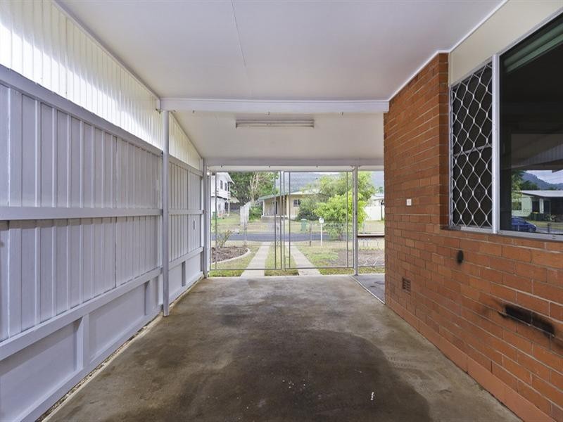 10 Milano Street, Woree QLD 4868