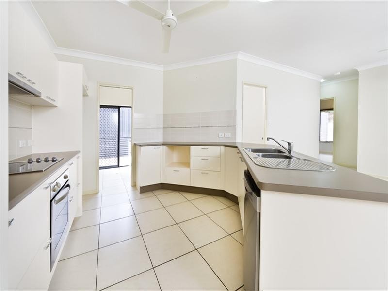 22 Capricorn Street, Bentley Park QLD 4869