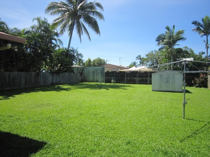 8 Mulindie Street, Edmonton QLD 4869