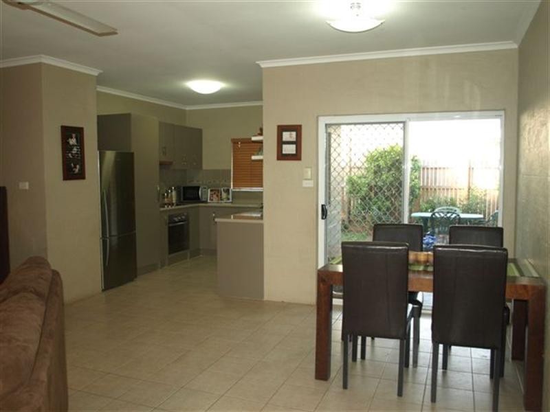 Bentley Park QLD 4869