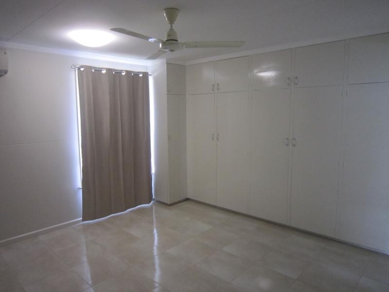 27 Henley Street, Earlville QLD 4870