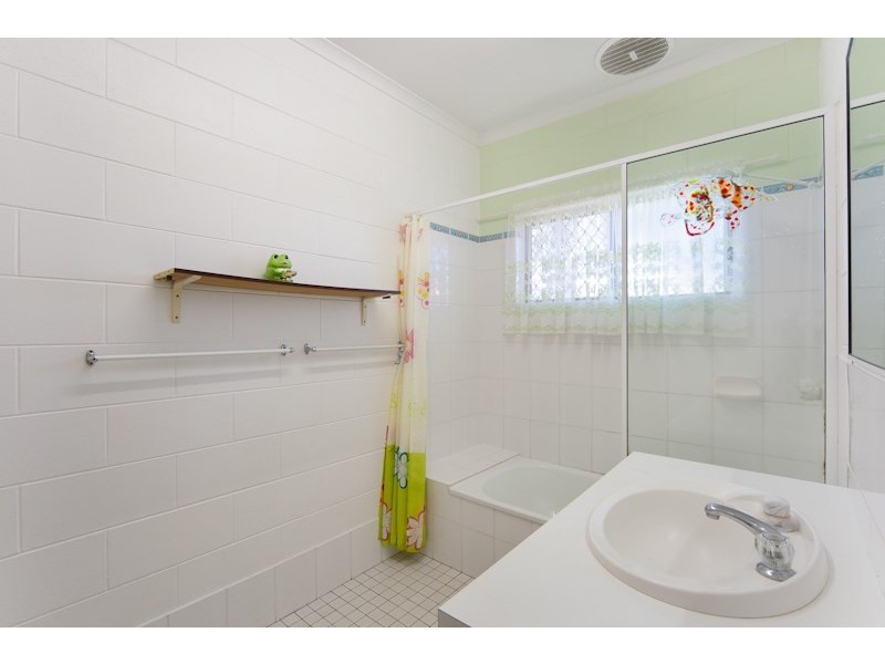 3 Neptune Court, Mount Sheridan QLD 4868