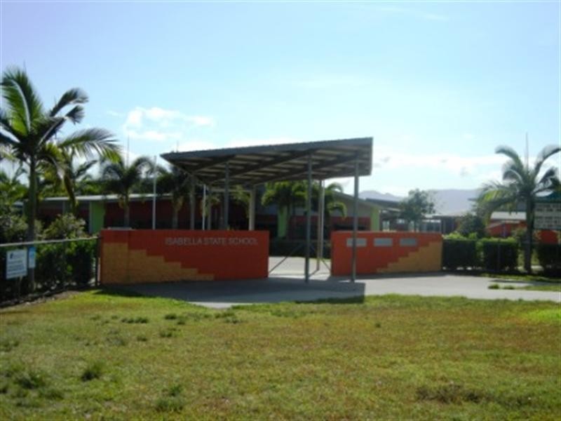 34 Cliffdale Street, Bentley Park QLD 4869