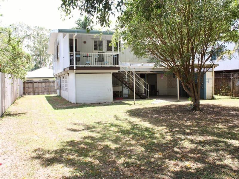 87 Mayers Street, Manoora QLD 4870