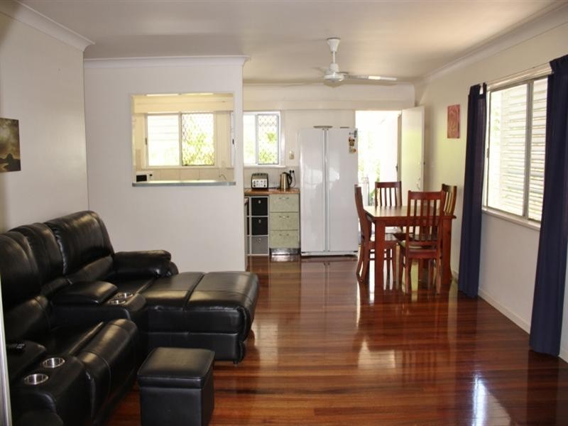 87 Mayers Street, Manoora QLD 4870