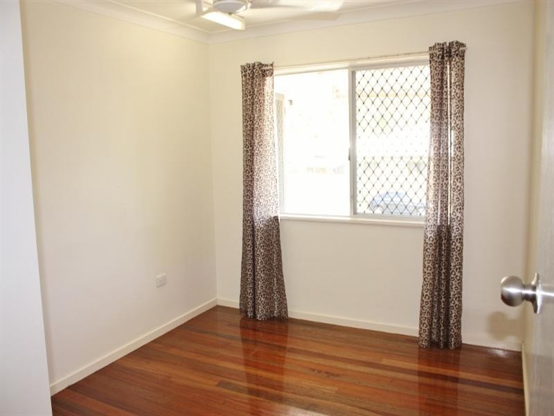 87 Mayers Street, Manoora QLD 4870