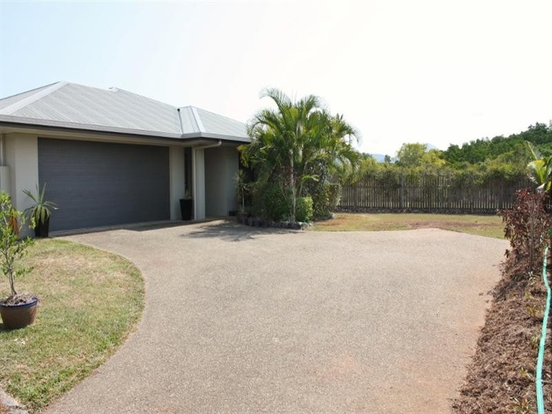 13 Baldwin Close, White Rock QLD 4868