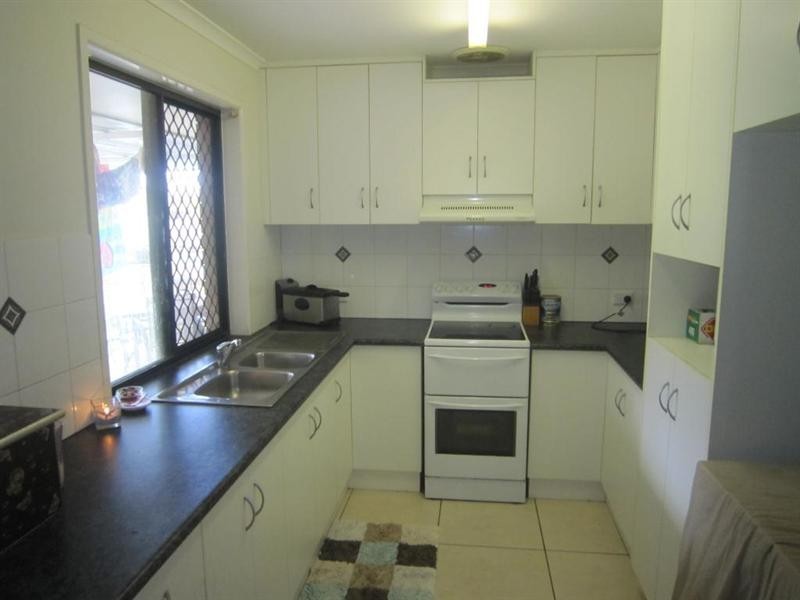 4 Miltonia Close, Edmonton QLD 4869