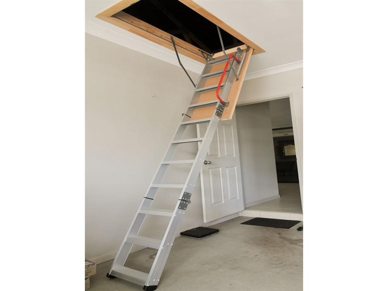 28 Altona Street, Bentley Park QLD 4869