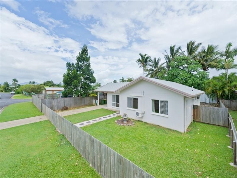 19 Fishburn Street, Bentley Park QLD 4869