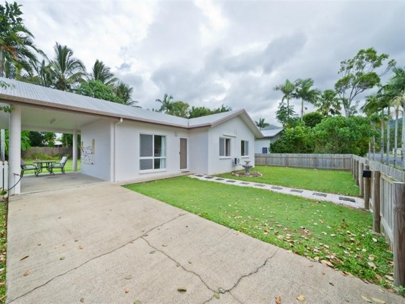 19 Fishburn Street, Bentley Park QLD 4869
