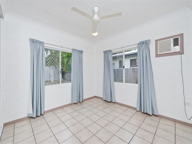 19 Fishburn Street, Bentley Park QLD 4869