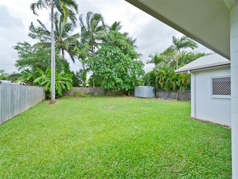 19 Fishburn Street, Bentley Park QLD 4869