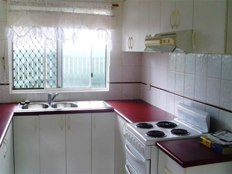 39 Boyce Street, Bentley Park QLD 4869