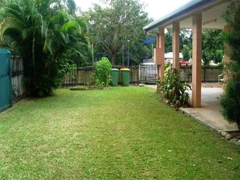 39 Boyce Street, Bentley Park QLD 4869