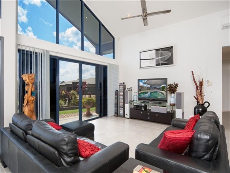 1 Pollock Close, Bentley Park QLD 4869