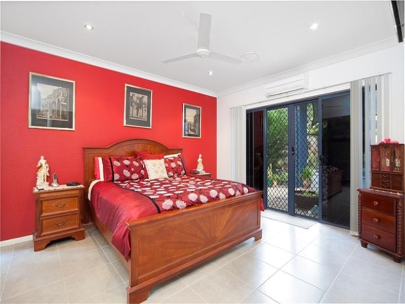 1 Pollock Close, Bentley Park QLD 4869