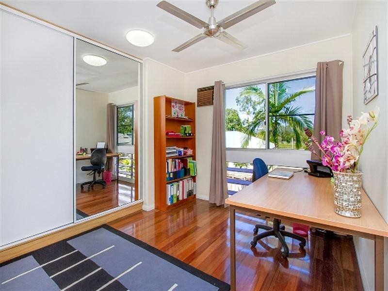 14 Kingsley Close, White Rock QLD 4868