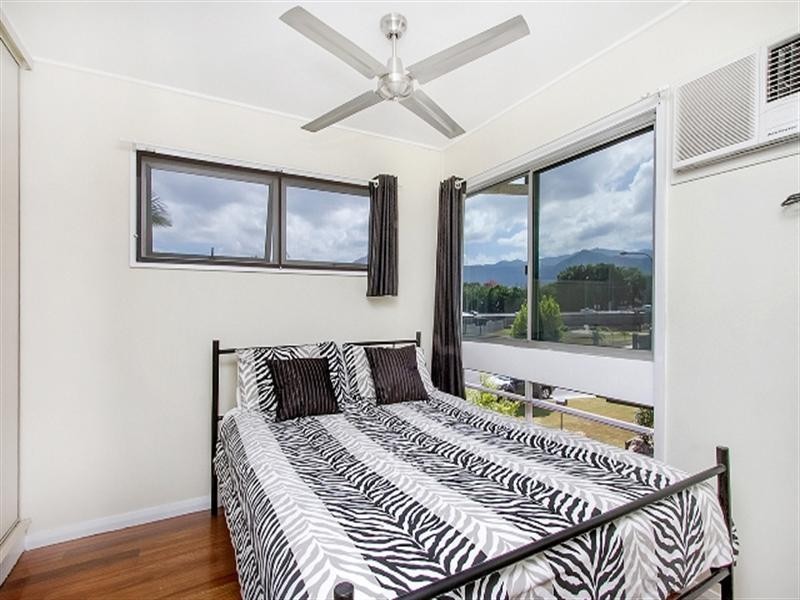 14 Kingsley Close, White Rock QLD 4868