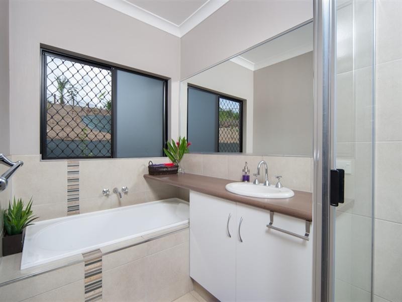 42 – 44 Costain Street, Goldsborough QLD 4865