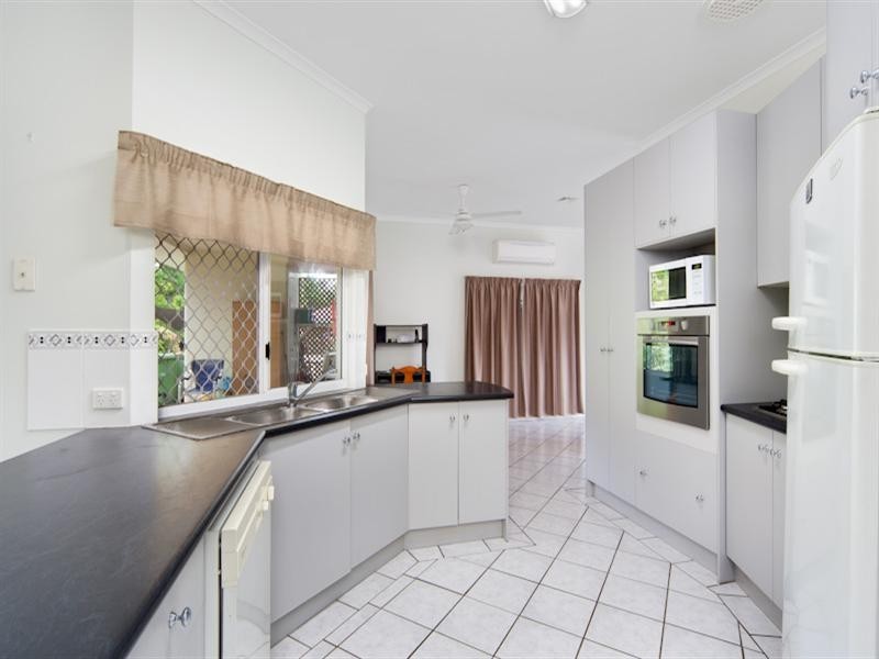 27 Rennel Close, Mount Sheridan QLD 4868