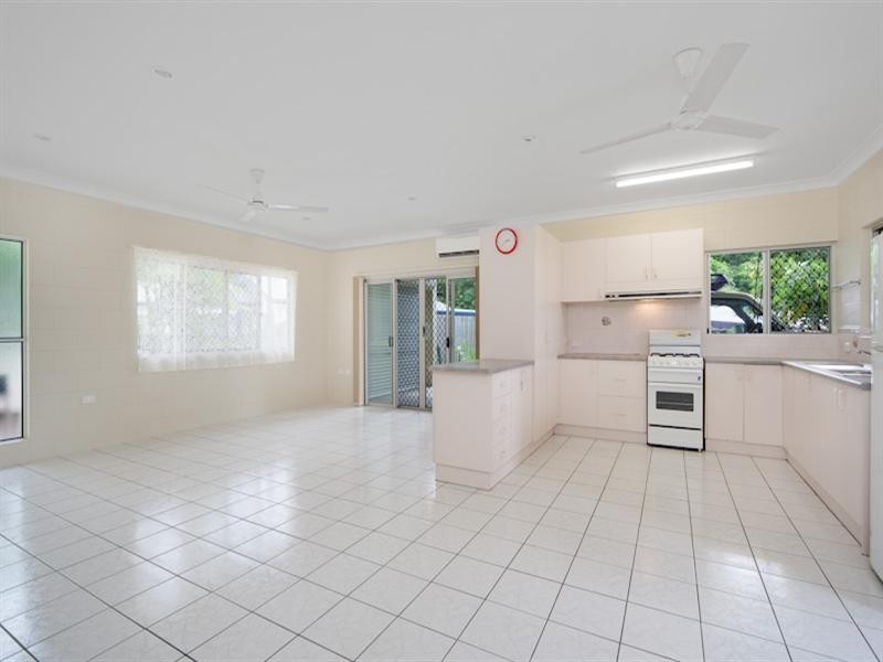 6 Frost Close, Edmonton QLD 4869