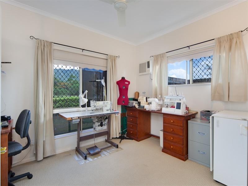 24 Slipper Street, Edmonton QLD 4869