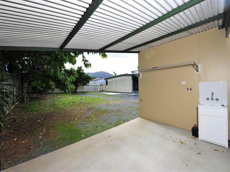 9 Milano Street, Woree QLD 4868