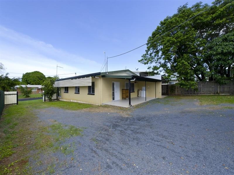 9 Milano Street, Woree QLD 4868