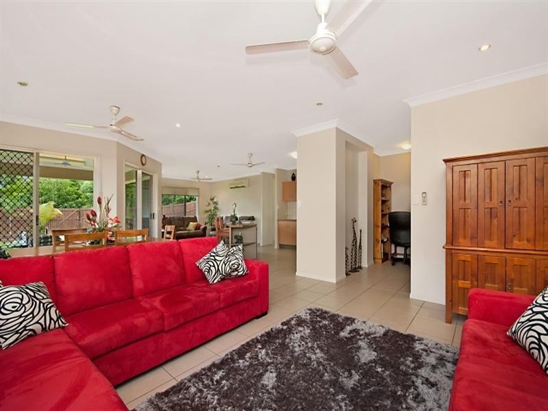Bentley Park QLD 4869