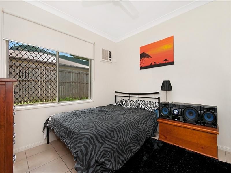 Bentley Park QLD 4869
