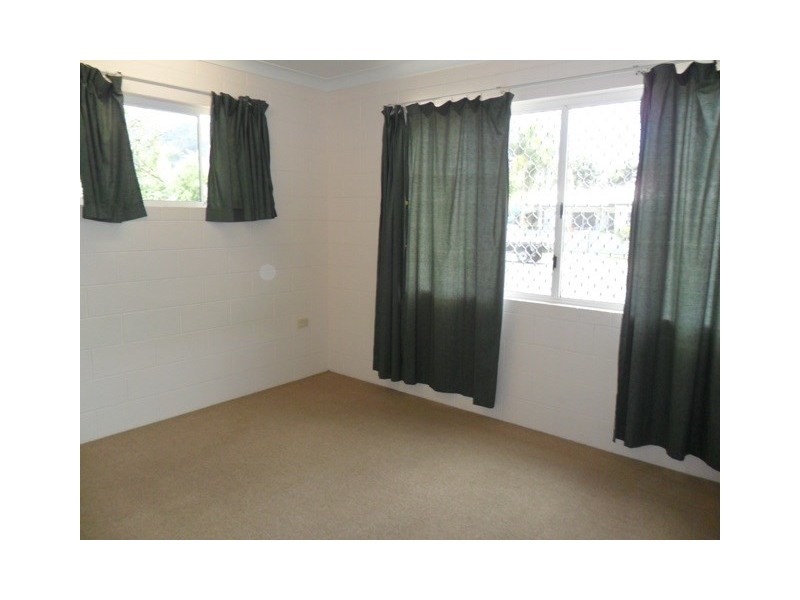 Bentley Park QLD 4869