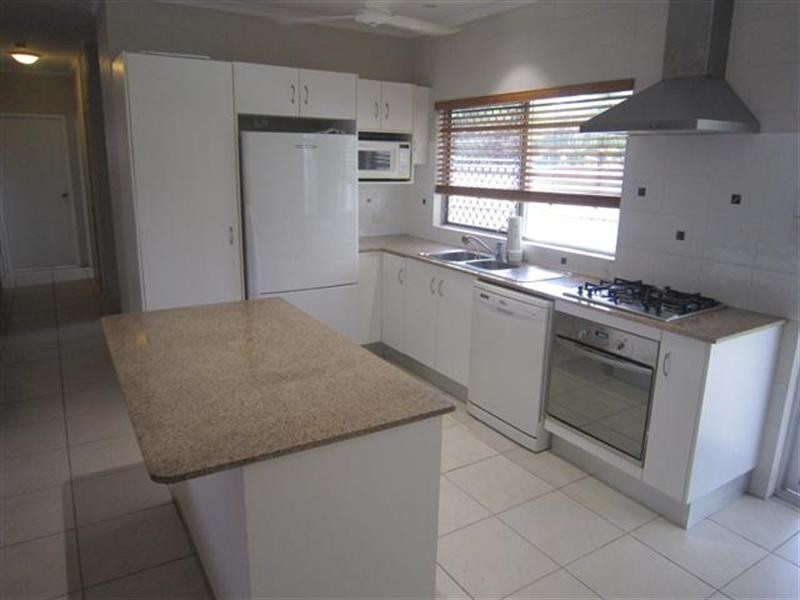 22 Resolution Drive, Bentley Park QLD 4869