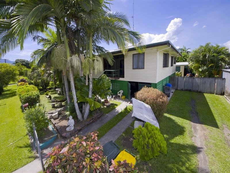 9 Simmonds Street, Gordonvale QLD 4865